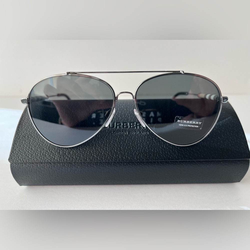 Burberry 3092-Q Sunglasses Silver 100387 New